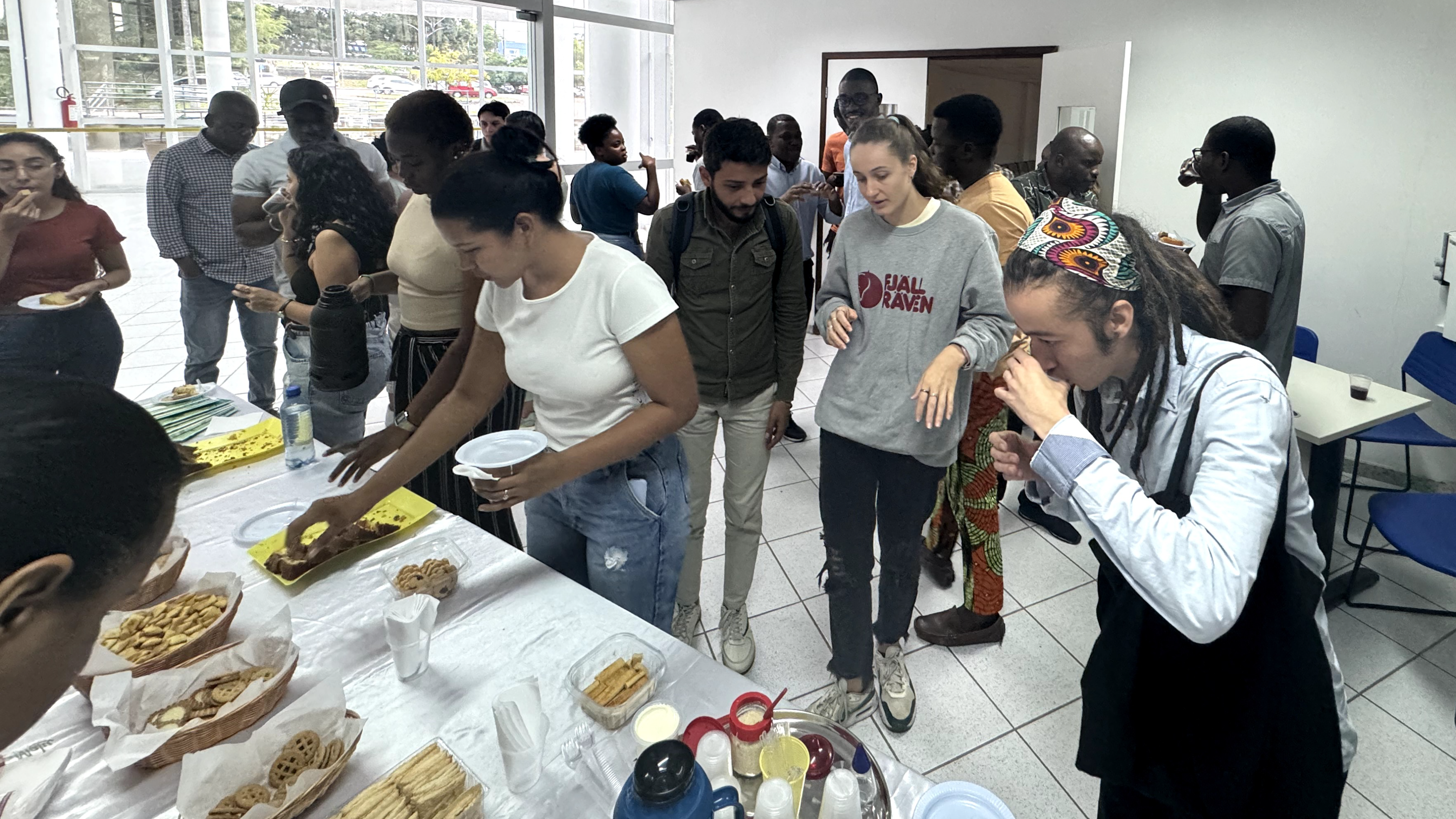 Encontro Estrangeiros